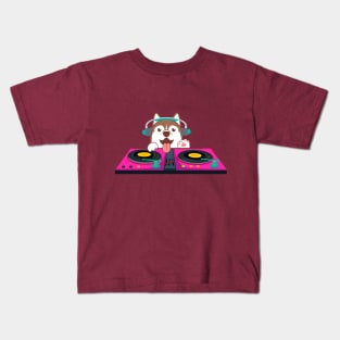 cute little dog dj Kids T-Shirt